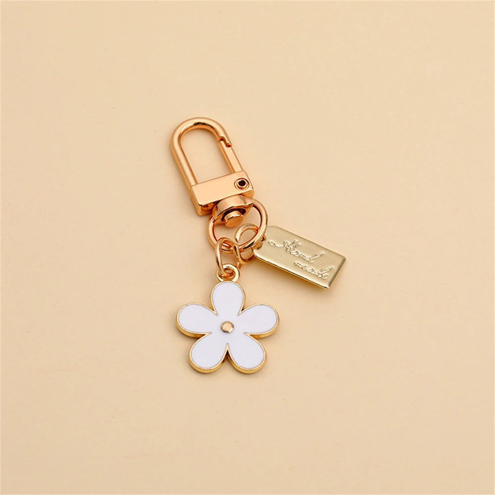 New Colord Enamel Cherry Blossom Keychains Ins Sweet Flower Keyring for Women Car Bag Pendant DIY Handmade Jewelry Gift