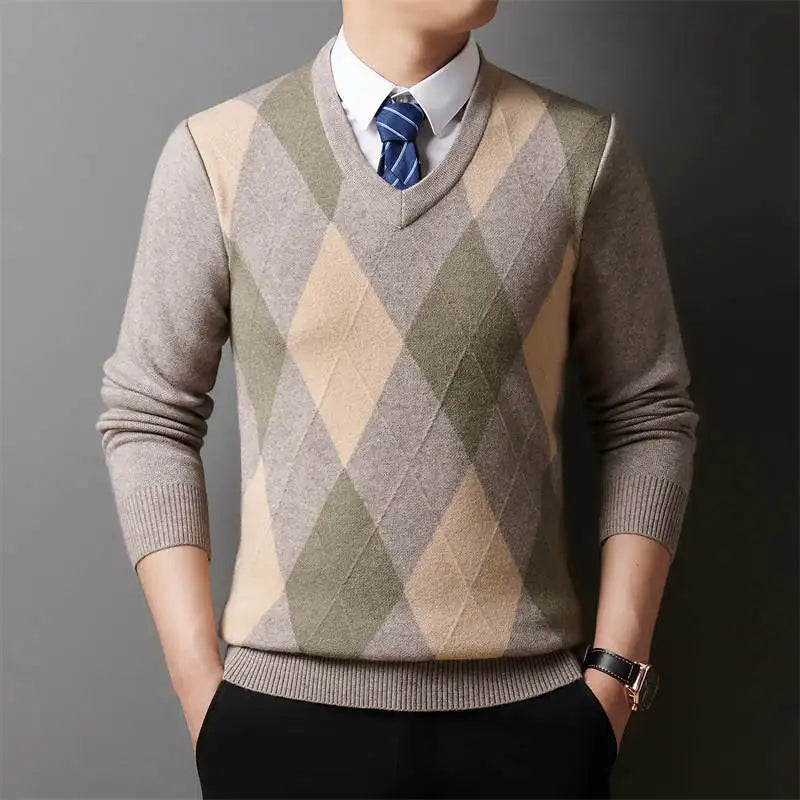 New Men's Plaid V-neck Long